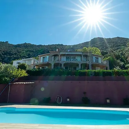 Dans l'arriere pays Rez de chaussé de Villa Tout frais compris Sartène Esterno foto